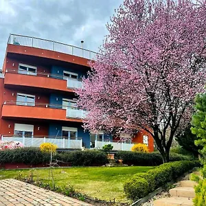 https://rosehill-villa.inbudapesthotels.com