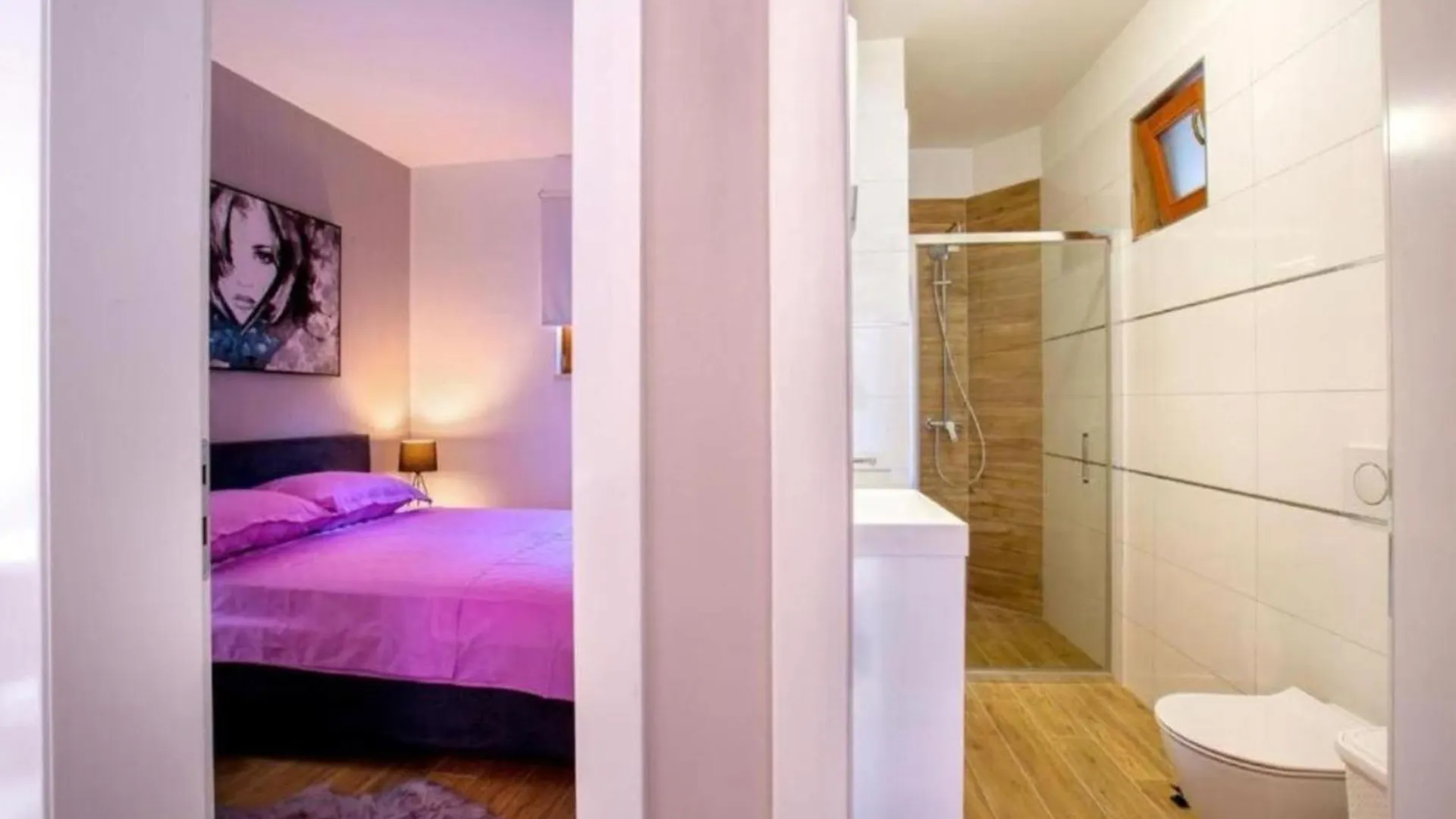 Apartment Apartman Candy Split With Jacuzzi And Parking Place